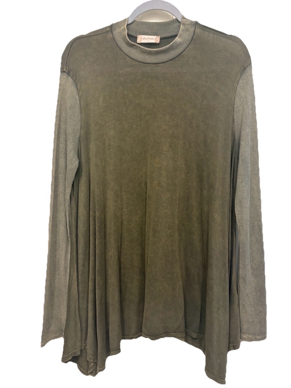 Altar’d State Olive Mock Neck Asymmetrical Long Sleeve Tunic Top Size Large